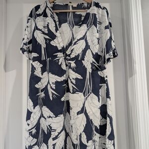 Roxy Swimsuit Cover Up Size Medium Navy Blue White Leaf Print